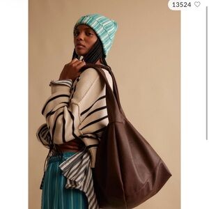 Free People slouchy carryall in ivory nwt